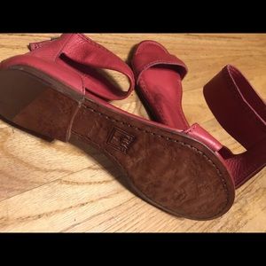 Frye Shoes - Frye Carson Ankle Zip Sandal Frye Shoes - Frye Carson Ankle Zip Sandal